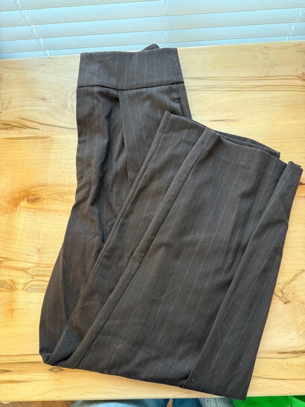 Zara Womens Brown Pinstripe Pleated Dress Pants - Picture 2 of 3